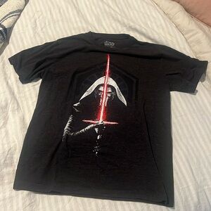 Kylo Ren Official Star Wars Tee Size Medium